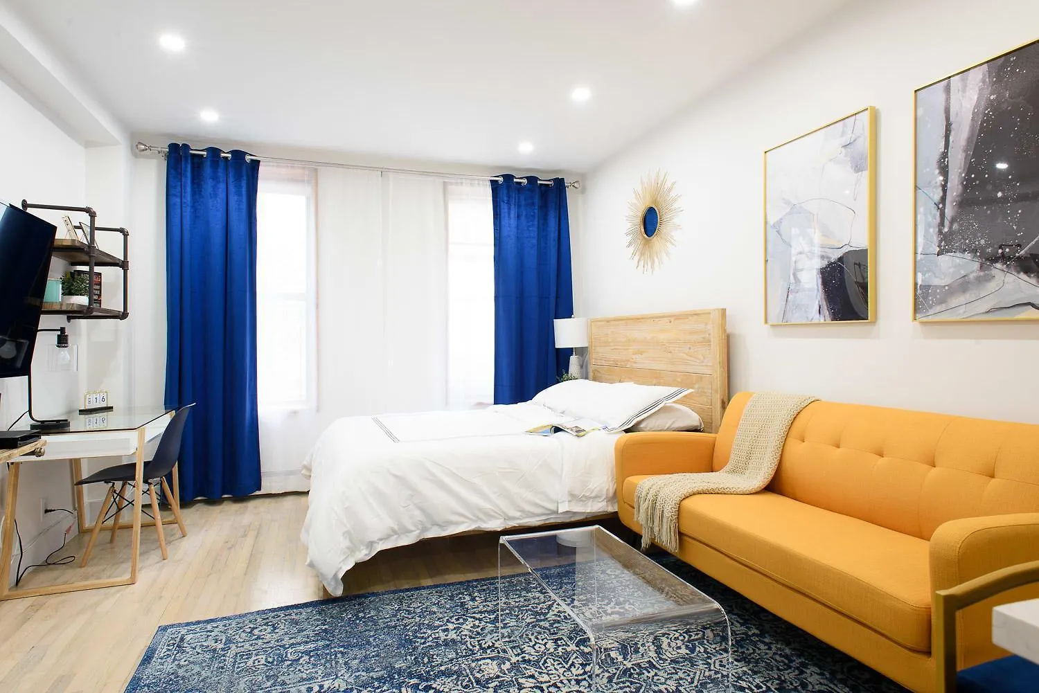 1597-12 New Studio Prime Ues Wd In Unit New York 0*,  United States